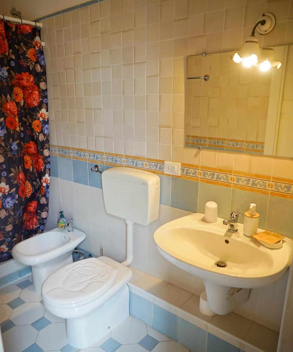 Villa Pallavicini B&B แซร์ราวัลเล สกรีเวีย ภายนอก รูปภาพ