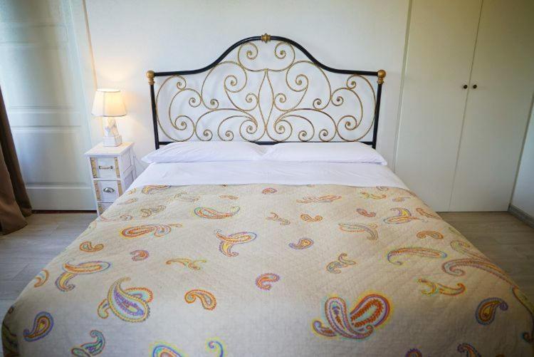 Villa Pallavicini B&B แซร์ราวัลเล สกรีเวีย ภายนอก รูปภาพ